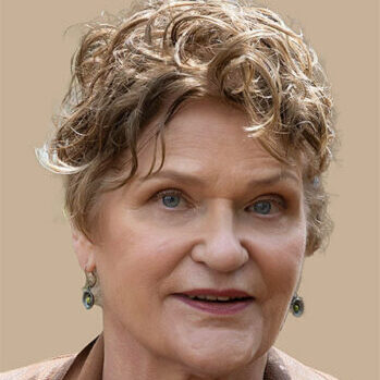 SusanTrout_Portrait_HiRes-5 (2)
