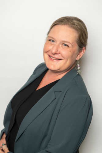 Minnesota cannabis farmer training with coach Jen Randolph Reise of North Star Consulting
